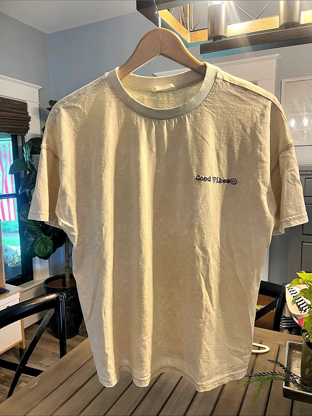 Blu Pepper Good Vibes Embroidered Tee in Heathered Ivory. Size Small